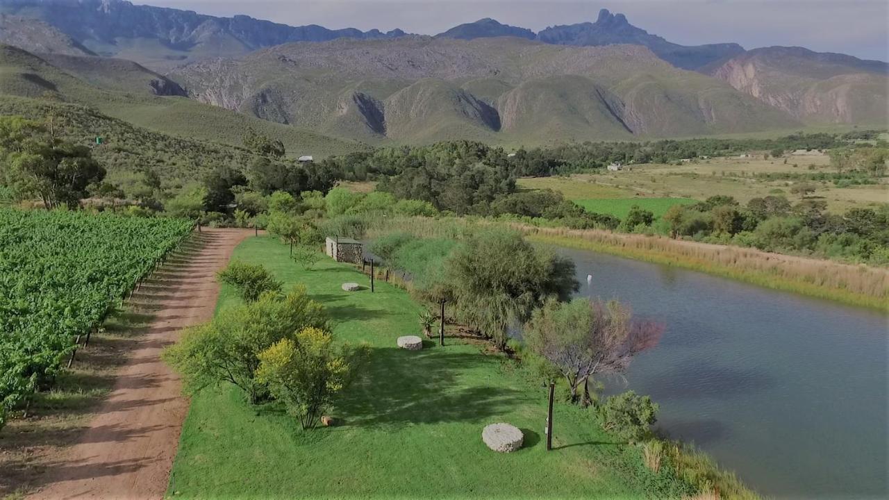 Oaksrest Vineyards Guest Farm Ξενοδοχείο Ladismith Εξωτερικό φωτογραφία