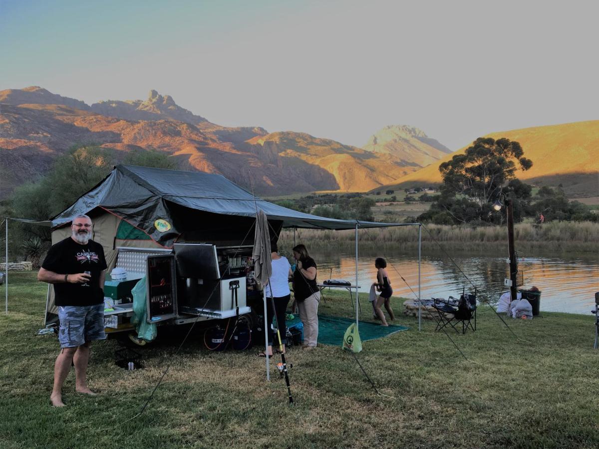 Oaksrest Vineyards Guest Farm Ξενοδοχείο Ladismith Εξωτερικό φωτογραφία