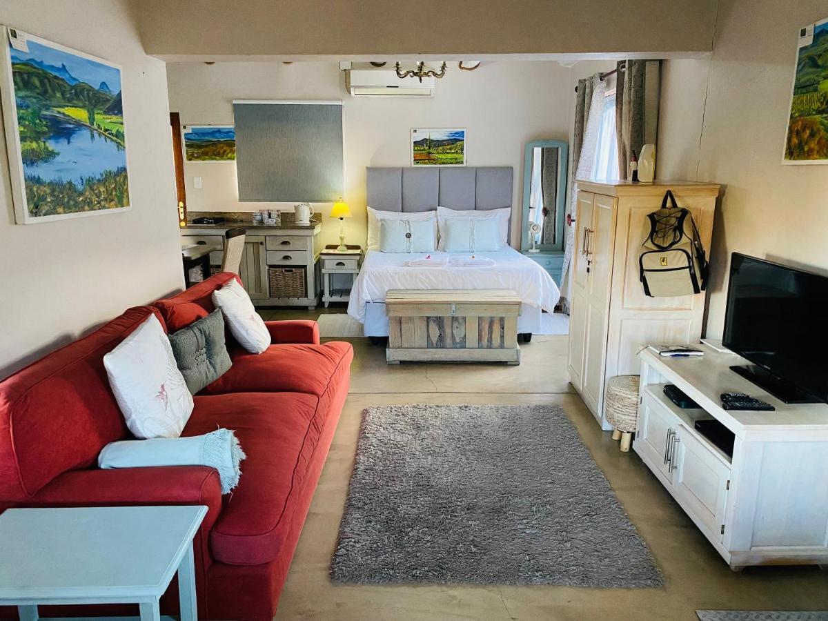 Oaksrest Vineyards Guest Farm Ξενοδοχείο Ladismith Εξωτερικό φωτογραφία