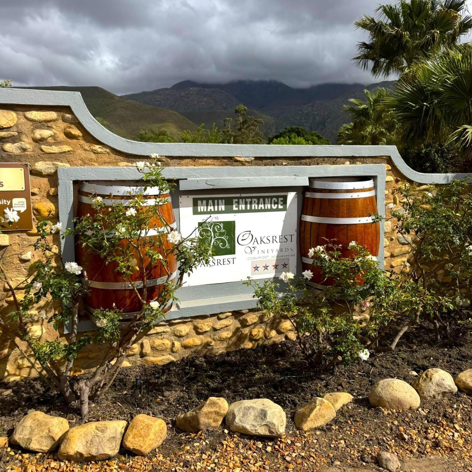 Oaksrest Vineyards Guest Farm Ξενοδοχείο Ladismith Εξωτερικό φωτογραφία