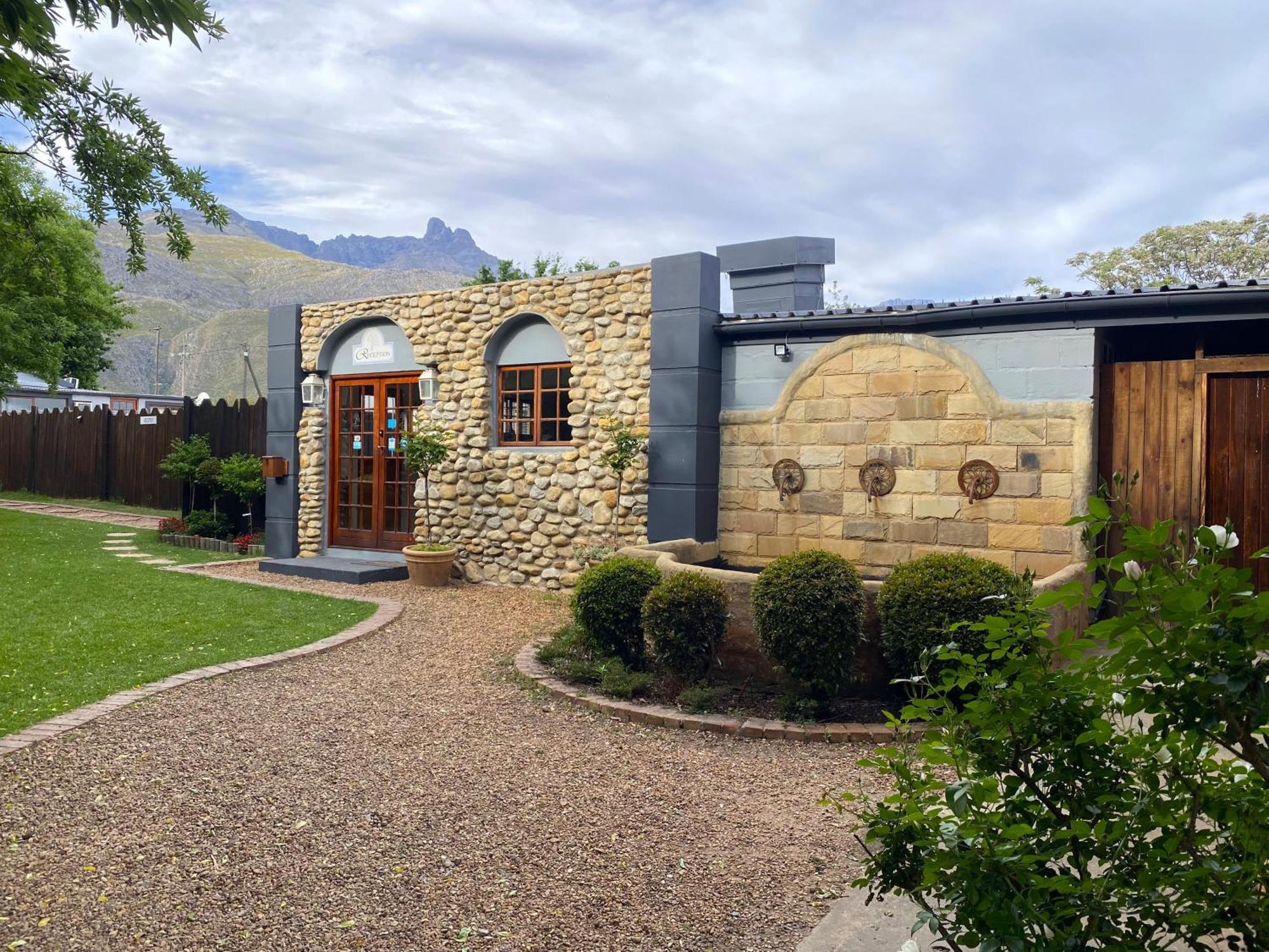 Oaksrest Vineyards Guest Farm Ξενοδοχείο Ladismith Εξωτερικό φωτογραφία