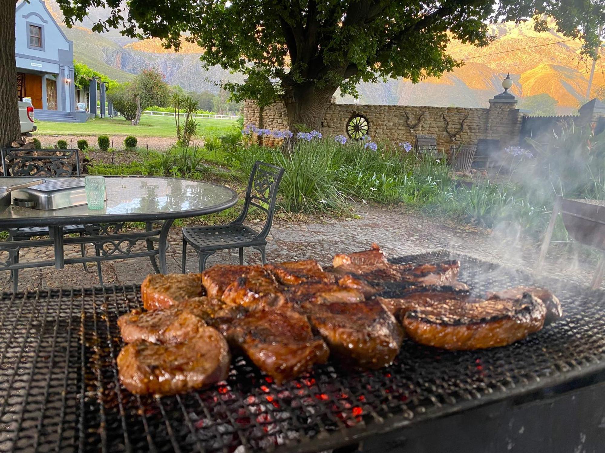 Oaksrest Vineyards Guest Farm Ξενοδοχείο Ladismith Εξωτερικό φωτογραφία